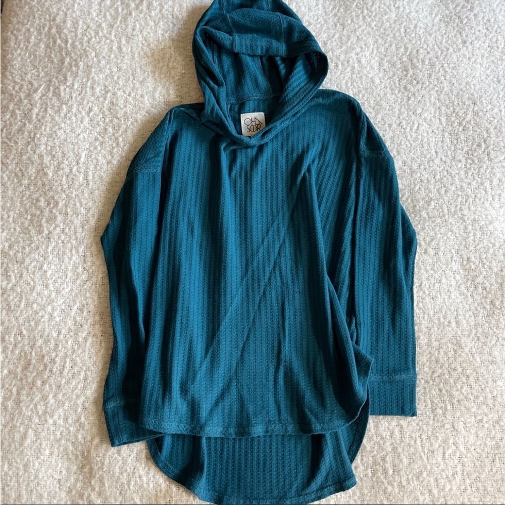 Chaser hooded long‎ sleeve sweater M